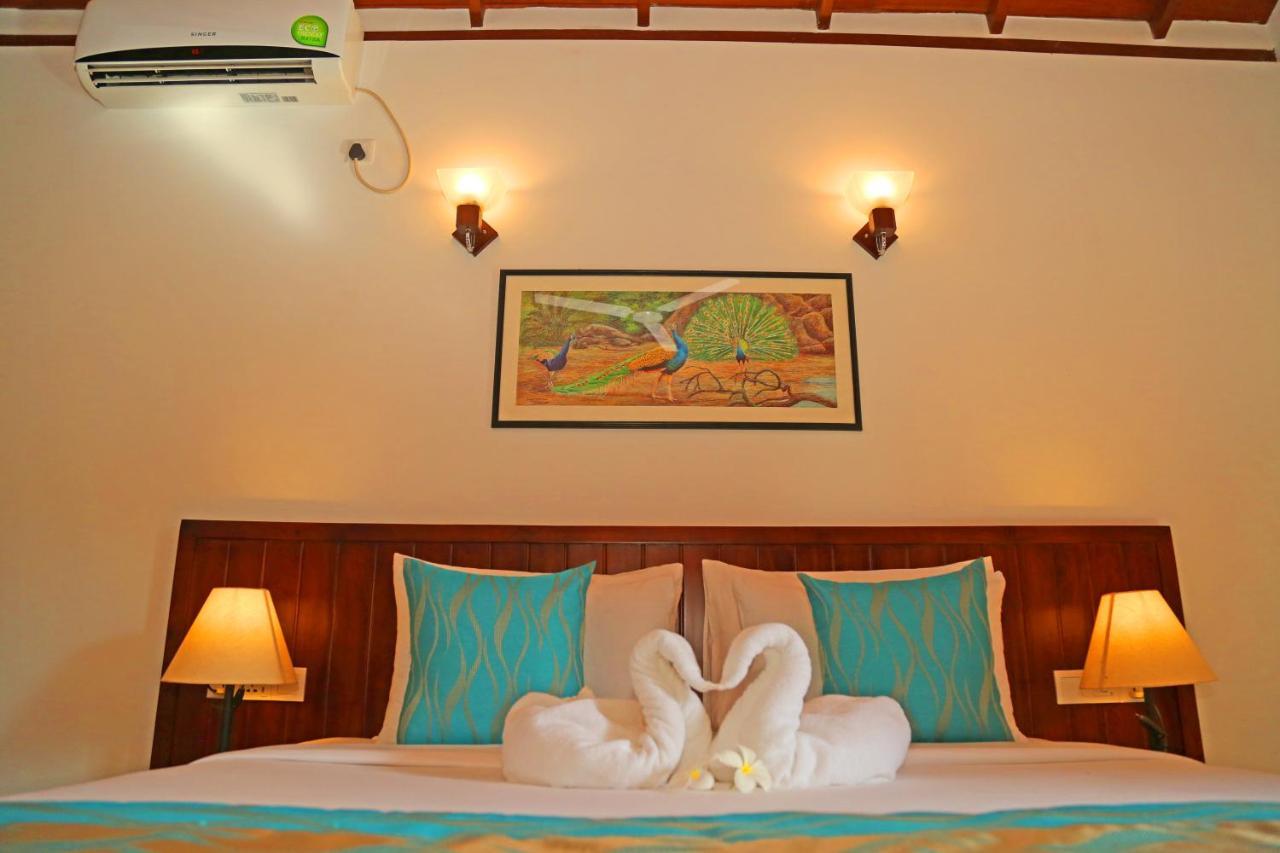 Villa Peacock Walahanduwa Buitenkant foto